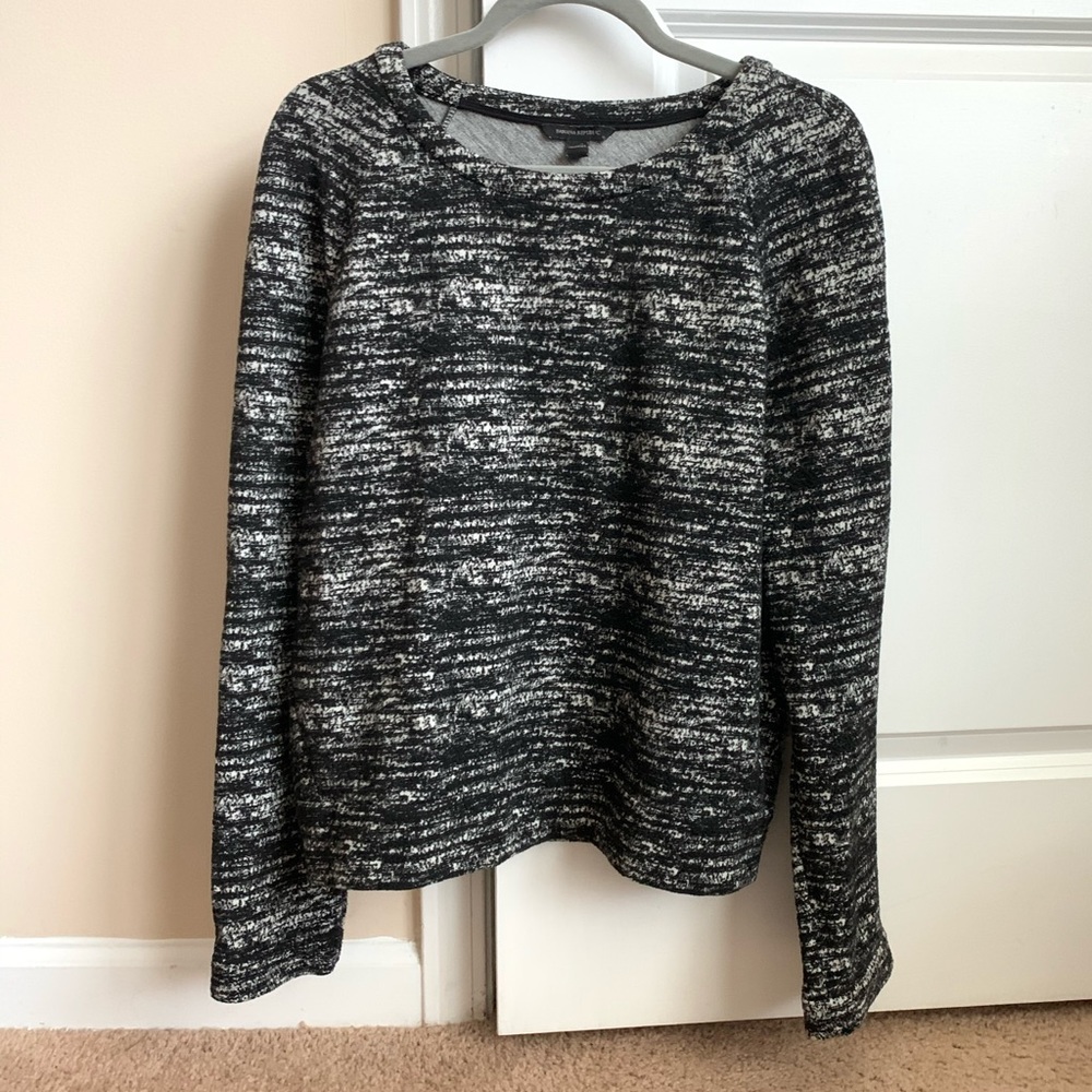 Banana Republic B&W Long Sleeve Top